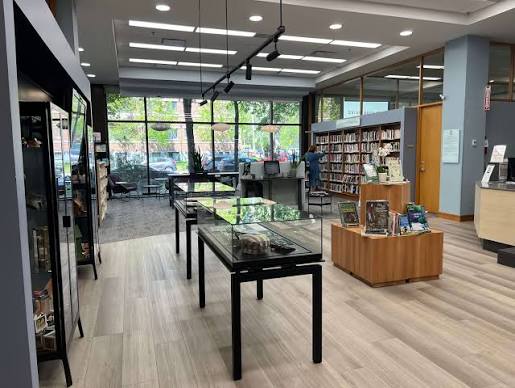 Jewish Public Library / Bibliothèque publique juive
